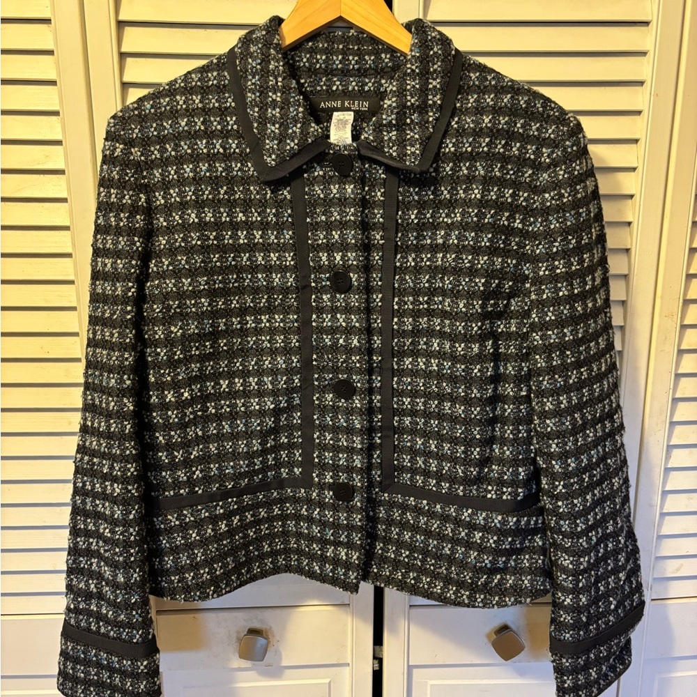 Chic Anne Klein Jacket and Skirt Set - Classic